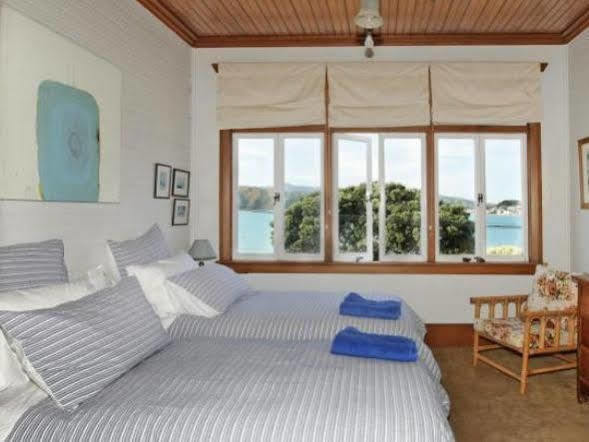 Beachfront Wellington Bed And Breakfast Экстерьер фото